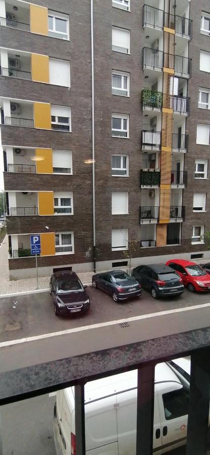 Ferienwohnung MoonZe Gate Belgrad Exterior foto
